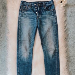 501 S Levi’s straight leg  jeans